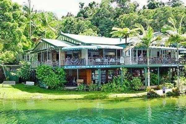 Lake Barrine Teahouse and Rainforest Cruises