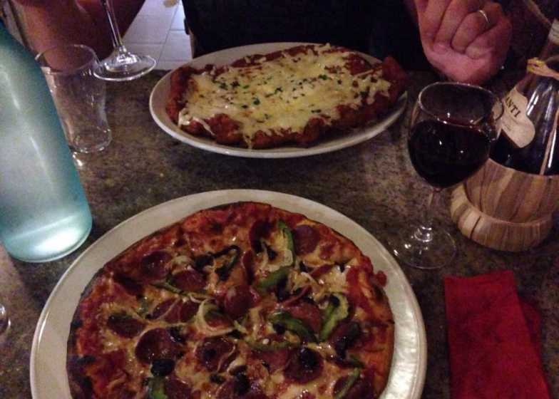  Frank's Pizza Napoli