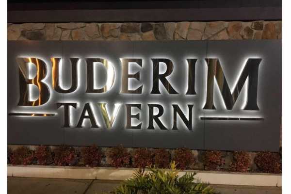 Buderim Tavern Logo