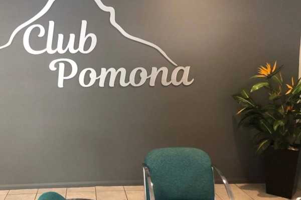 Club Pomona Logo