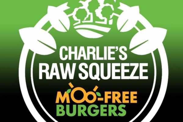 Raw Squeeze & MooFree Burgers Maroochydore Logo