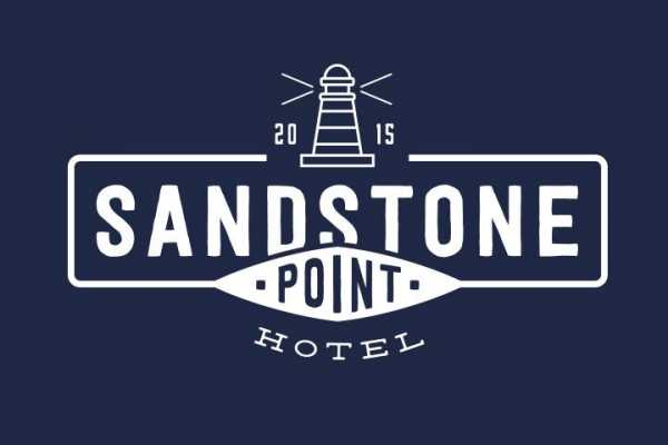 Sandstone Point Hotel Logo
