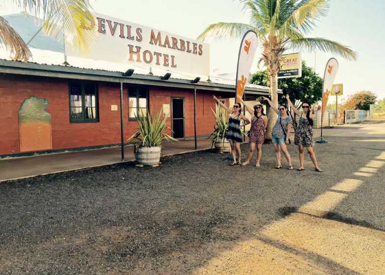Devils Marbles Hotel