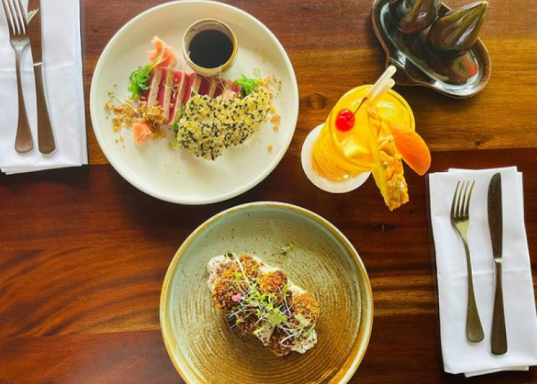 Tapas treats on the #thalabeach bar menu at Sunday Sundowners today from 4-7pm... #Tuna Tataki with ponzu, pickled ginger, wakame and sesame cracker & Smoked Pork Belly Croquettes with gribiche and sumac. See you there!