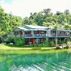 Lake Barrine Teahouse and Rainforest Cruises