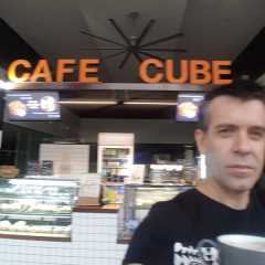 Cairns Cafe Cube